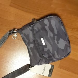 Baggallini Joey Bagg